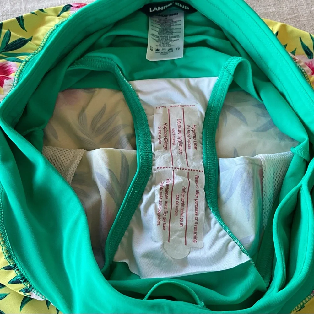 Lands' End Floral Swim/Board Shorts 5” NWOT - Picture 6 of 7